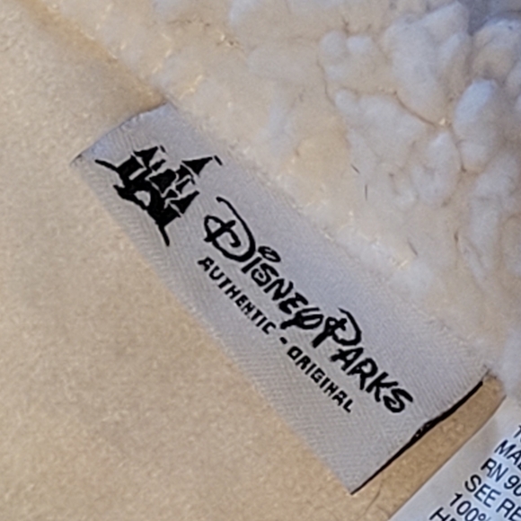 Disney Mickey & Minnie Throw - Picture 13 of 15